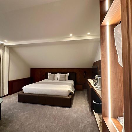 Hotel Restaurant & Spa Les Planets Les Rasses Exterior foto